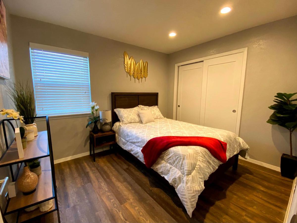 Evie'S Campus-Close 2 Bedroom Luxury Оклахома-Сити Экстерьер фото